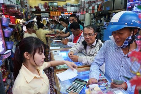 Vàng trong nước quẩn quanh ở mức thấp