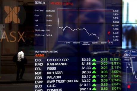 Chứng khoán Hong Kong lập “đỉnh” trong 21 tháng