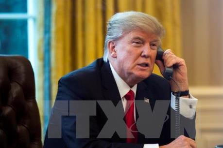  Tổng thống Donald Trump: 100 ngày xáo trộn 