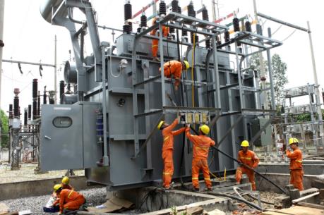 Tổng công ty Điện lực miền Bắc tăng tần suất kiểm tra an toàn lao động