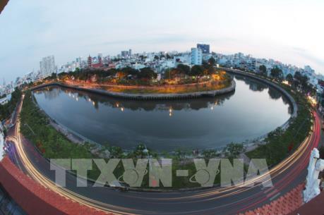 TP Hồ Chí Minh đổi mới, phát triển vượt bậc sau 42 năm giải phóng
