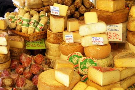 Ngành thực phẩm và bơ sữa châu Âu dễ bị tổn thương