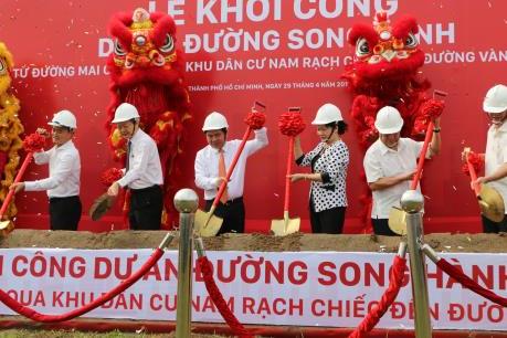 Hơn 800 tỷ đồng làm đường song hành đoạn Mai Chí Thọ đến Vành đai 2