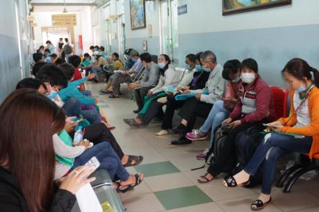 Không tăng giá viện phí đối với người chưa có thẻ bảo hiểm y tế