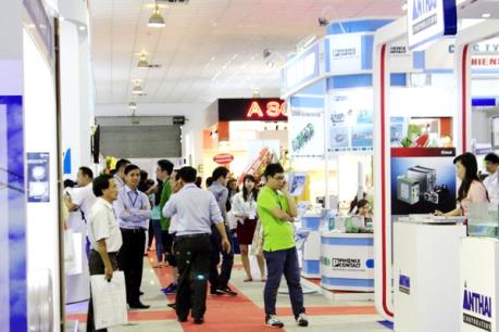 Khai mạc Hội chợ triển lãm thương mại-công nghiệp Vĩnh Long 2017