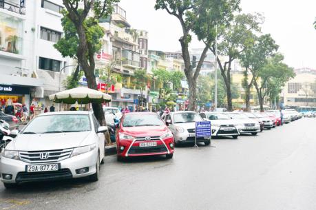 Thí điểm dịch vụ trông giữ xe ôtô tự động qua điện thoại di động iParking