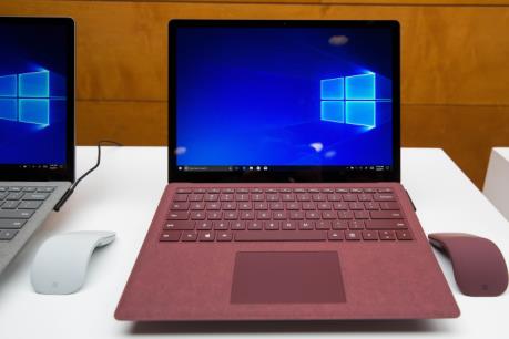 Microsoft trình làng mẫu máy tính xách tay với hệ điều hành mới