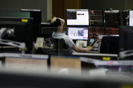 Sắc đỏ chi phối chứng khoán châu Á-Thái Bình Dương