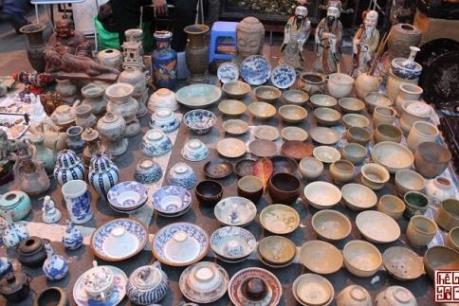 Cảnh báo tình trạng lừa đảo buôn bán đồ cổ giả tại Điện Biên