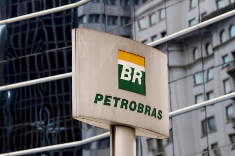 Bắt 2 cựu lãnh đạo Tập đoàn Petrobras dính líu tới vụ bê bối tham nhũng
