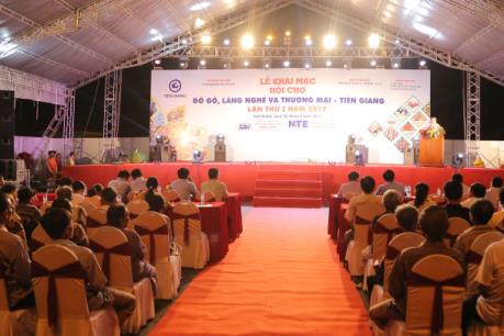 Khai mạc Hội chợ đồ gỗ, làng nghề và Thương mại - Tiền Giang 2017