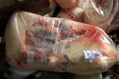 Lào Cai bắt giữ hơn 200 kg thực phẩm bẩn qua biên giới