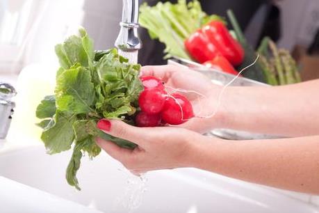 10 nguyên tắc chế biến thực phẩm an toàn mùa nắng nóng