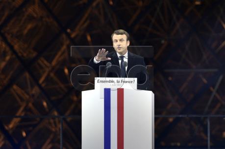 Pháp: Tổng thống đắc cử Macron từ chức Chủ tịch phong trào Tiến bước