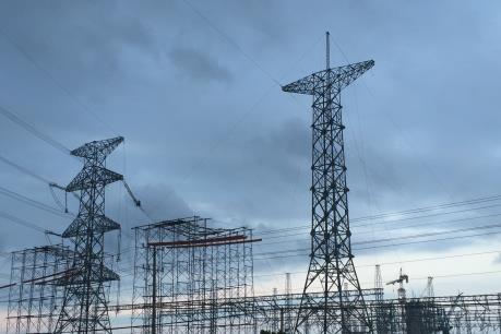 Hệ thống 500 kV Bắc - Nam truyền tải cao liên tục trong mùa khô