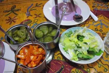 Lao động Hàn Quốc giảm chi tiêu cho bữa trưa