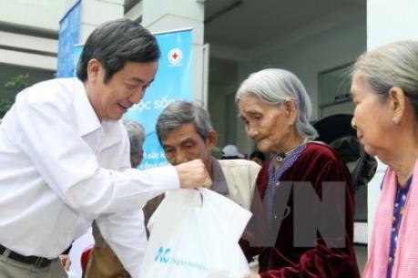 Thí điểm giải quyết công khai chế độ chính sách cho người có công