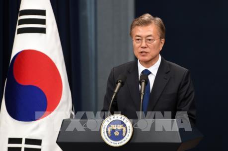 Tân Tổng thống Hàn Quốc ra lệnh bỏ sách giáo khoa lịch sử do nhà nước biên soạn