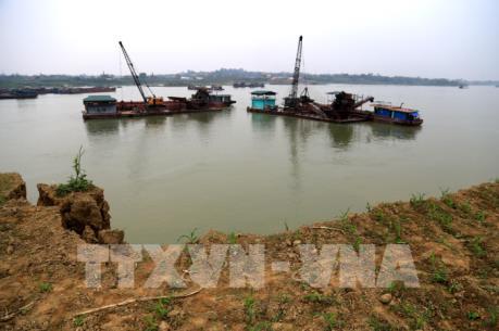 Doanh nghiệp khai thác cát, sỏi trên sông Lô tại Phú Thọ phớt lờ chỉ đạo của tỉnh