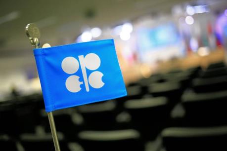 Nga và Saudi Arabia kêu gọi OPEC gia hạn thỏa thuận cắt giảm sản lượng dầu mỏ