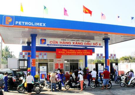 Lợi nhuận kinh doanh ngoài xăng dầu của Petrolimex chiếm tỷ trọng lớn