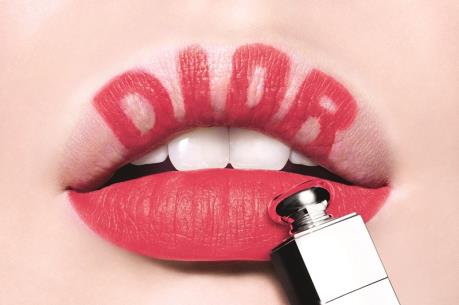 Dior “Care & Dare”: Bộ sưu tập trang điểm mùa hạ đẹp ngất ngây