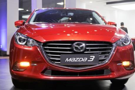 Cận cảnh mẫu xe "ăn" khách Mazda3 phiên bản 2017 vừa ra mắt
