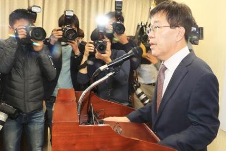 Bê bối chính trị tại Hàn Quốc: Công tố viên cao cấp từ chức