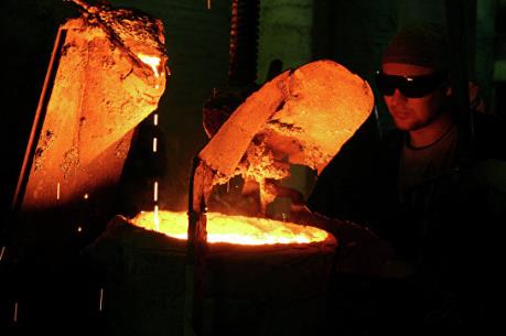 Nga phát triển công nghệ sản xuất kim loại màu thân thiện môi trường