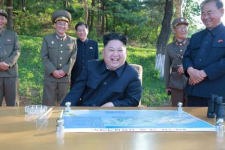 Nhà lãnh đạo Kim Jong-un đã phê chuẩn triển khai tên lửa thế hệ mới