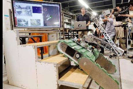 Nhật Bản phát triển robot cứu hộ mới