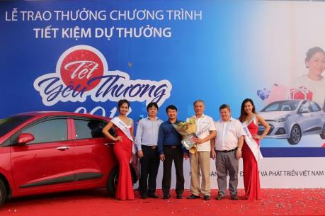 Lộ diện khách hàng BIDV trúng giải "độc đắc" 500 triệu đồng