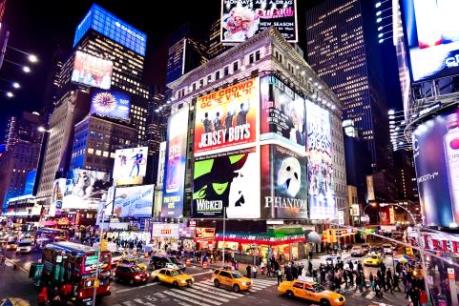 Sân khấu Broadway lại "hái ra tiền" trong mùa biểu diễn 2016-2017