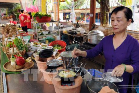 Thế giới ẩm thực thu nhỏ ngay tại Hà Nội