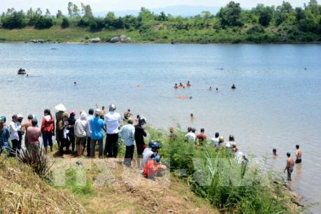 Hai trẻ em bị đuối nước trên sông Ngàn Phố, Hà Tĩnh