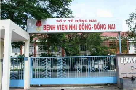 Cứu sống bé gái 1 ngày tuổi bị thủng ruột