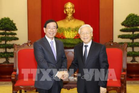 Tổng Bí thư Nguyễn Phú Trọng tiếp Đặc phái viên của Tổng thống Hàn Quốc