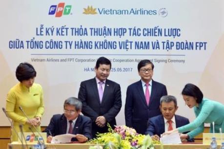 Vietnam Airlines và FPT ký thoả thuận hợp tác chiến lược