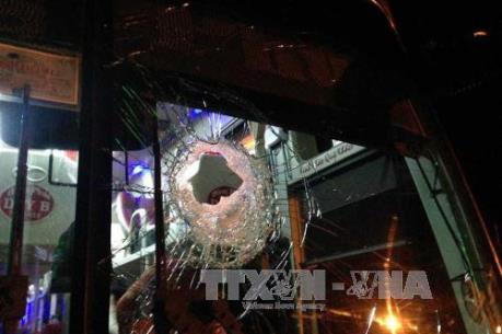 Tái diễn tình trạng ném đá xe khách trong đêm