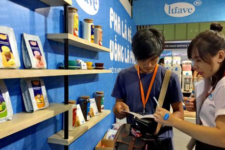 Triển lãm bán lẻ và nhượng quyền quy tụ gần 270 doanh nghiệp