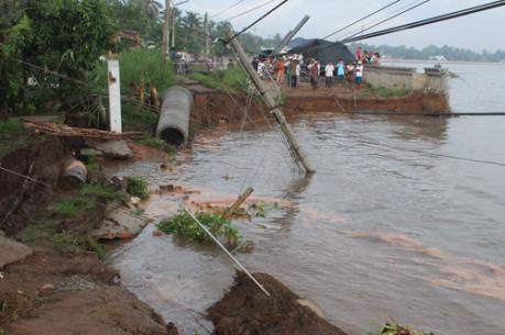 Liên tiếp xảy ra sạt lở tại quận Ô Môn, Cần Thơ