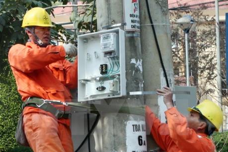 Hà Nội cảnh báo sự cố điện do nắng nóng