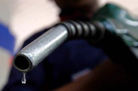 Xử phạt doanh nghiệp kinh doanh xăng dầu “rút ruột” khách hàng