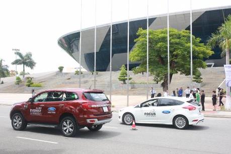 Ford đặt mục tiêu đào tạo cho ít nhất 13.000 học viên lái xe an toàn 