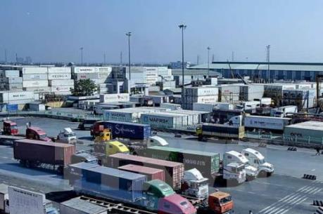 Tìm hướng giảm tải và kẹt xe cho tuyến đường vào cảng Cát Lái