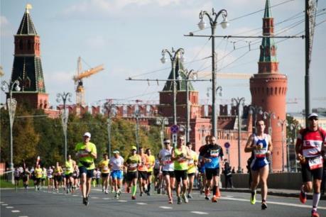 Đường chạy Sắc màu tại Nga thu hút một lượng lớn người tham gia