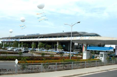 Bộ GTVT báo cáo phương án mở đường băng sân bay Tân Sơn Nhất về phía sân golf