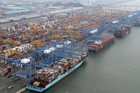 Kinh tế Hàn Quốc năm 2017 khó đạt tốc độ tăng trưởng 3%