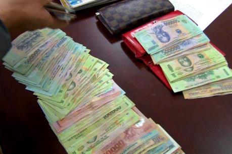 Triệt phá sòng bạc quy mô lớn trong quán cà phê