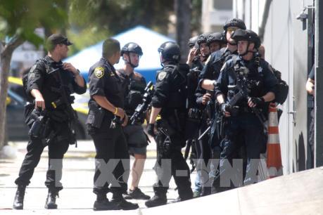 Đối tượng gây ra vụ xả súng ở San Francisco đã thiệt mạng